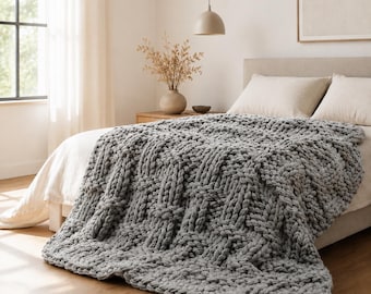 Gray Chunky Wool Knit Throw Blanket, Thick Textured Bed Blanket