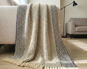 Navy White Wool Throw, Chunky Texture, Reversible Weighted Blanket for Sofa