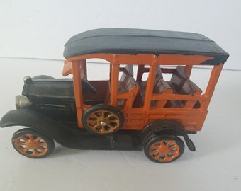 cast iron cars collectables