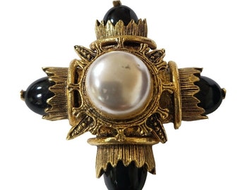 Vintage Etruscan Styled Onyx Cabochons and Faux Pearl Center Brooch Pendant