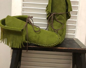 Grounding, leather, handcrafted, suede, artisanal