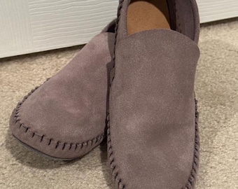 Grounding, leather, handcrafted, suede, artisanal