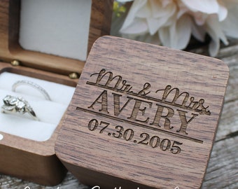 Custom Walnut Ring Box * Personalized Wedding Ring Holder * Wedding Ring Box * Engagement Ring * Ring Bearer Box