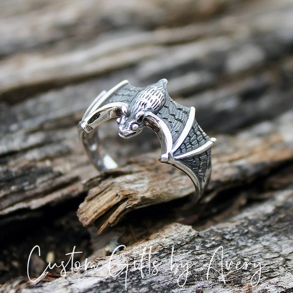 Sterling silver bat ring deals