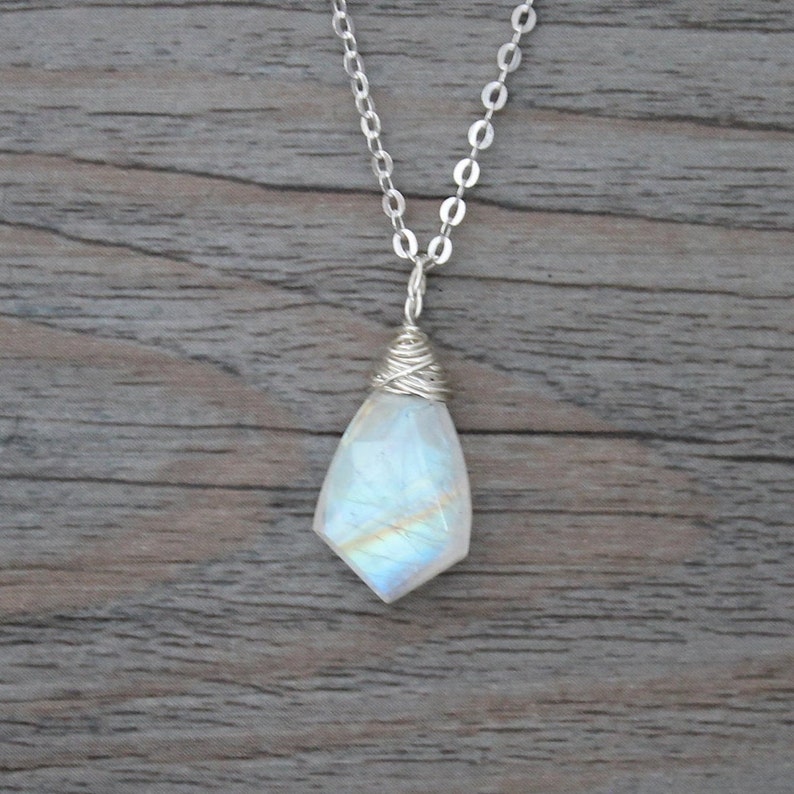 Rainbow Moonstone Necklace; Shield Arrow Rainbow Moonstone; Sterling Silver Wire Wrapped; Labradorite; VIVID flash BOHO