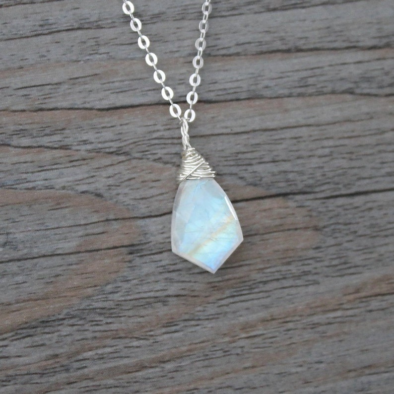 Rainbow Moonstone Necklace; Shield Arrow Rainbow Moonstone; Sterling Silver Wire Wrapped; Labradorite; VIVID flash BOHO