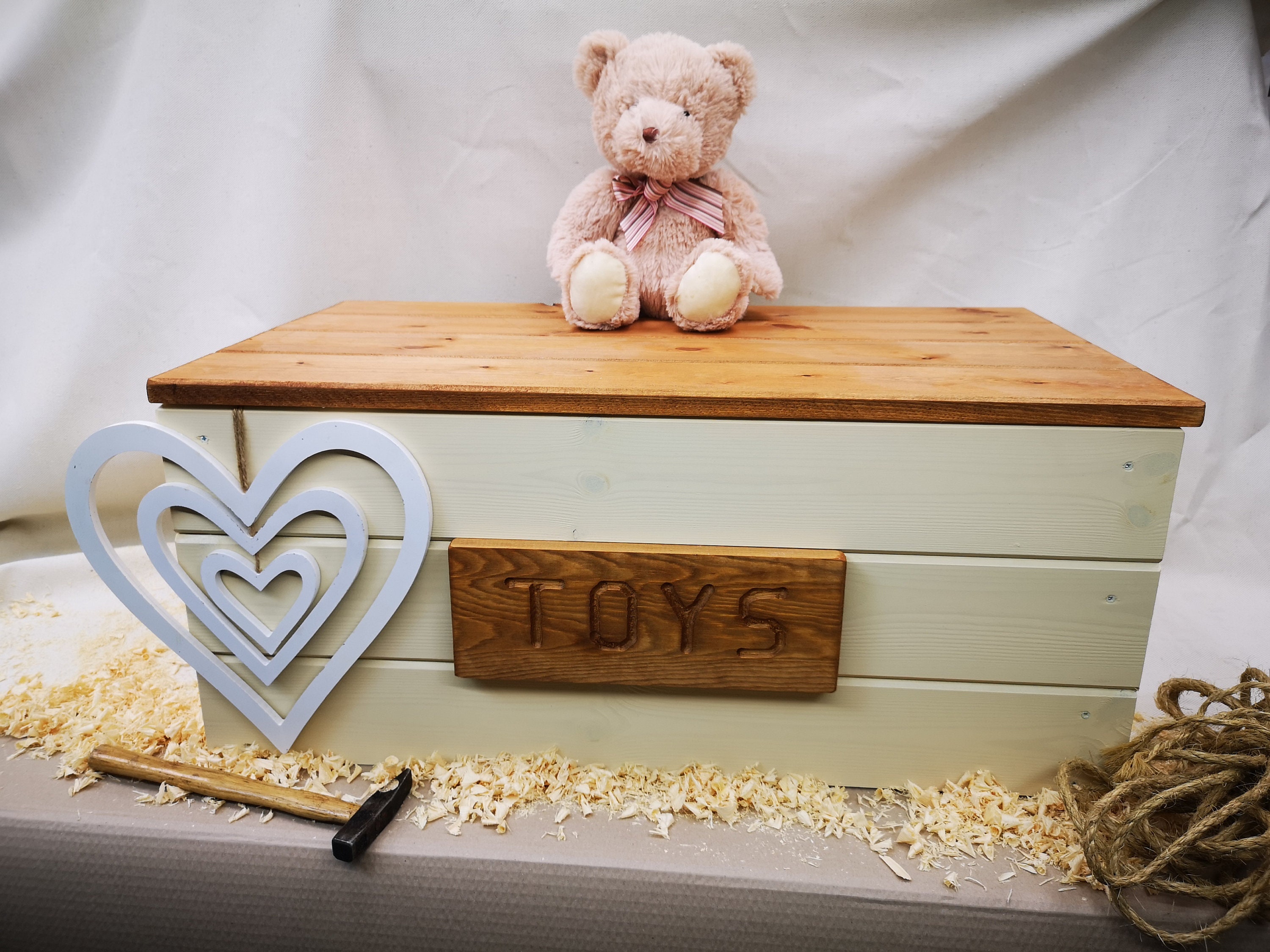 personalised toy box soft close