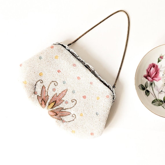 1930s White Beaded Purse