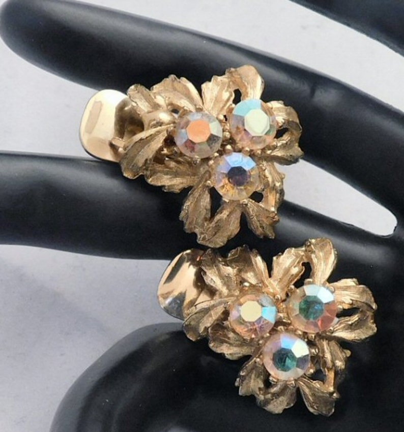 AURORA BOREALIS BLUE Earrings Goldentone Dazzling Rhinestone Gift for Her 901 Clip Vintage Beautiful Austrian Eye Catching Classic