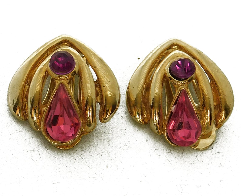 Signed Stunning 1105 Versatile Eye Catching Vintage PINK RHINESTONE Earrings Clip On Classic Goldentone Beautiful Gift for Her