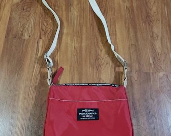 Vintage Polo Jeans Co red 5 pockets shoulder bag spellout 2 zippers early 2000's y2k black interior 44" adjustable strap Medium small purse