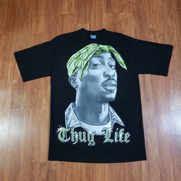 Vintage 2000's Tupac Shakur Thug Life hip-hop tshirt green bandana Heavy screen print Size XL black  silver paint spellout rap shirt Y2K