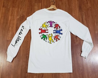 Keith Haring Dancing colorful Figures Size L vtg pop art heavy screen print NWT printed sleeve white long sleeve shirt Large