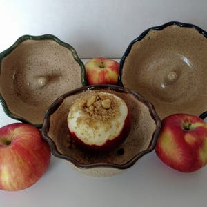 Speckled Tan Apple Baker: Ceramic Oven-Safe Dish