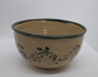 Green Ivy Serving Salad Mixing Bowl