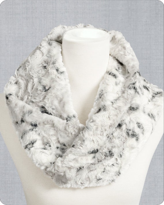 Infinity Scarf Kit From Shannon Fabrics Alloy Snowy Owl Luxe
