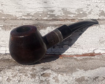 Apple Shape Tobacco Pipe with Celtic Trinity Knot Ring