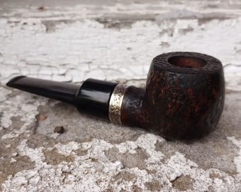 Rusticated Black Walnut "Pot Shape" Tobacco Pipe