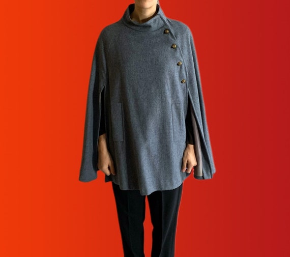 Vintage 1960s Wool Cape