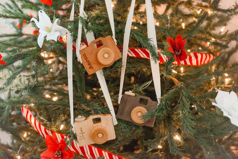 Personalized Children/'s Wooden hardwood toy camera Maple Photographer Gift