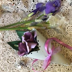 Iris bouquet - Mother's day - paper flowers