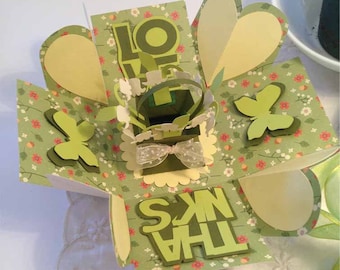 Lirios de caja explosiva del valle - Día de San Valentín, día de la madre