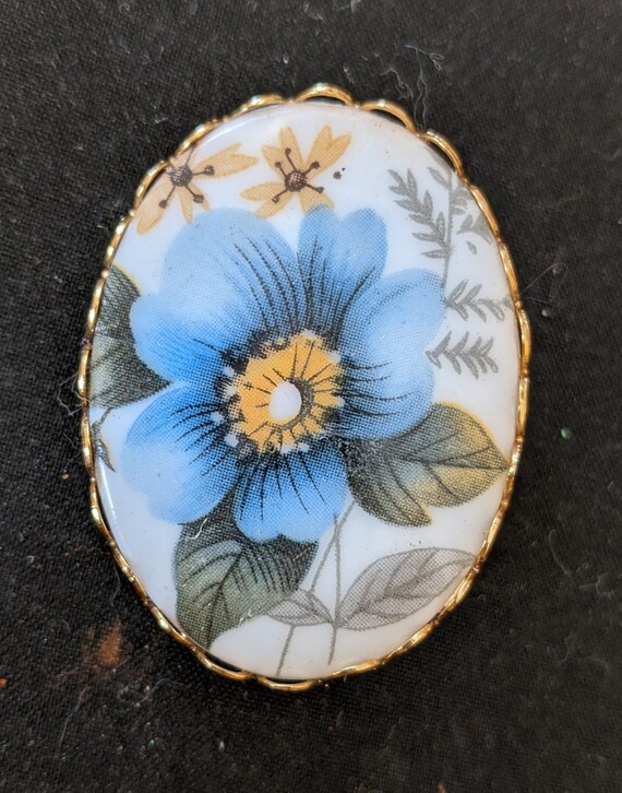 Vintage Elegant Porcelain Blue Flower Pin Cameo B… - image 1