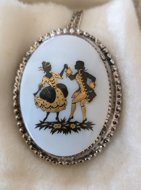 Good quality shop costume jewellery