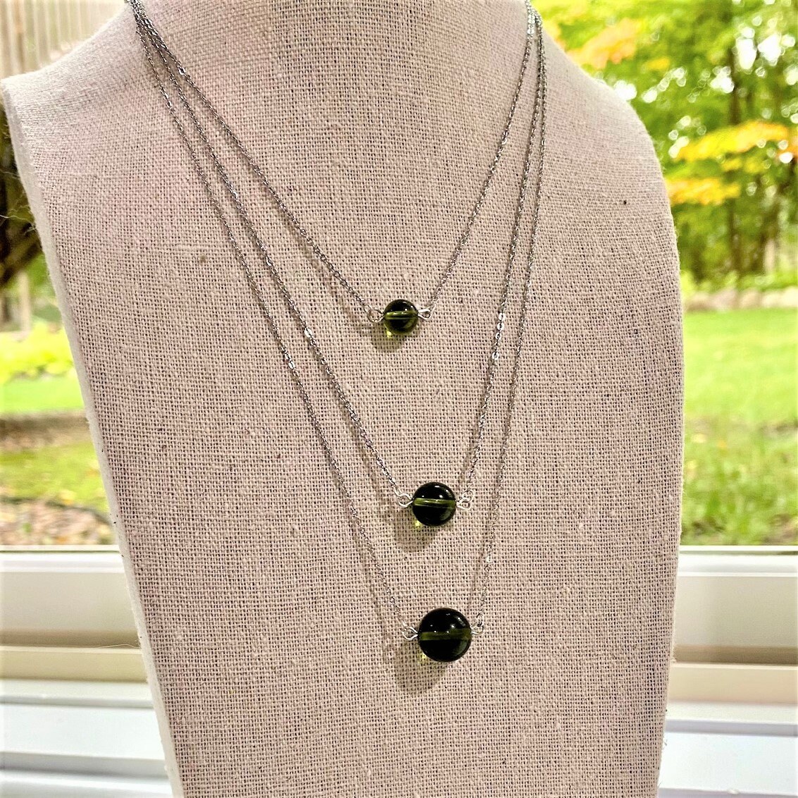 Moldavite Spiritual Transformation Support Necklace, Single stone pen…