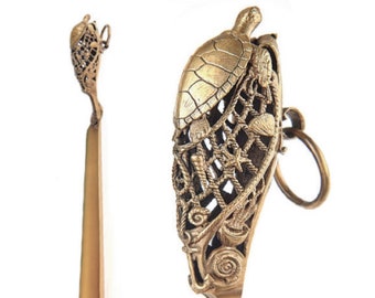 Shoehorn "turtle", 40 cm, brass.