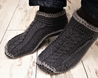 Knit slippers for men with double soles/men slipper boots/slipper boots/crochet men slippers handmade/house shoes/crochet wool slippers