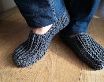Crochet men slippers with double non slip sole/men slipper boots/men loafers/crochet men slippers handmade/house shoes/crochet wool slippers