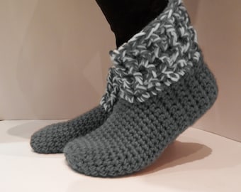 Crochet slippers with non slip double soles/womens slippers/womens slipper boots/crochet womens slippers handmade/crochet wool slippers