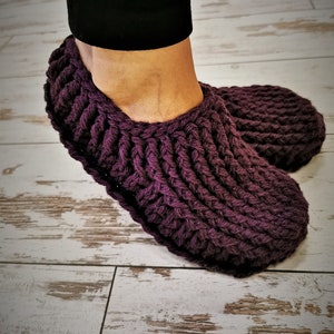 Crochet women slippers with double non slip soles /crochet womens slippers handmade/house shoes/crochet wool slippers