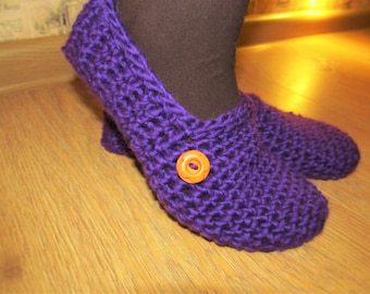 Crochet slippers with non slip double soles /womens slippers/crochet womens slippers handmade/house shoes/crochet wool slippers