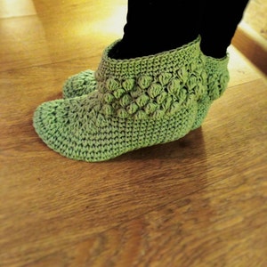 Gehaakte slippers met antislip dubbele zolen / dames slippers / dames slipper laarzen / gehaakte dames slippers handgemaakt / uggs / gehaakte wollen slippers