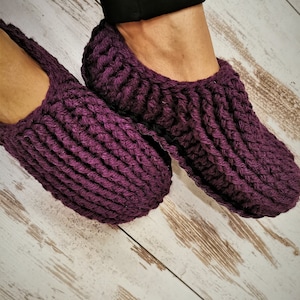 Crochet women slippers with double non slip soles /crochet womens slippers handmade/house shoes/crochet wool slippers