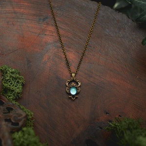 NECKLACE LITMUS STONES Blue , bronze pendant, elven jewelry, elfic pendant. bronze jewelry. fantasy, Aesthetic jewelry, Cottagecore.