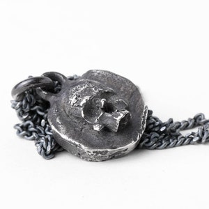 Man&#39;s Necklace Skull Memento Mori Stone Pendant in Oxidized Sterling Silver