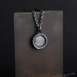 Man&#39;s Necklace Round Frame Pendant in Oxidized Sterling Silver