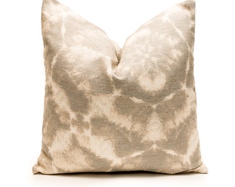 Sunbrella Sunburst Pebble Beige Abstract Indoor and Outdoor Pillow Cover