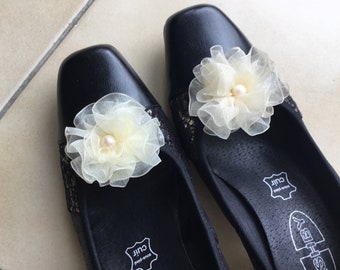 Clips  pour chaussures en organza/ pinces pour chaussures/mariage /cérémonie. Fait main