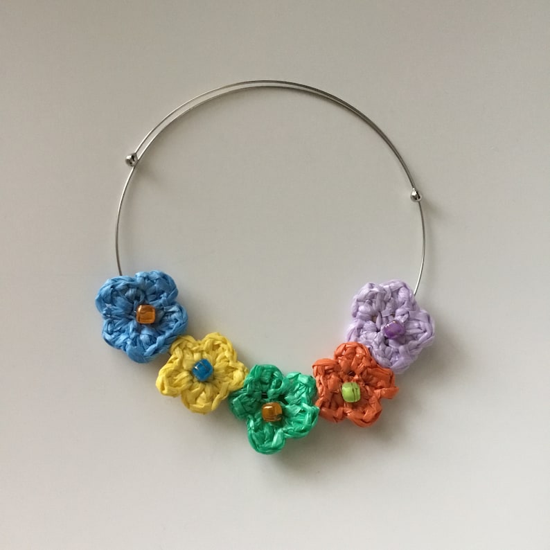 Flowers collaradaptable antiallergic circleneck-high small multicolored flowers.upcycling.recycled