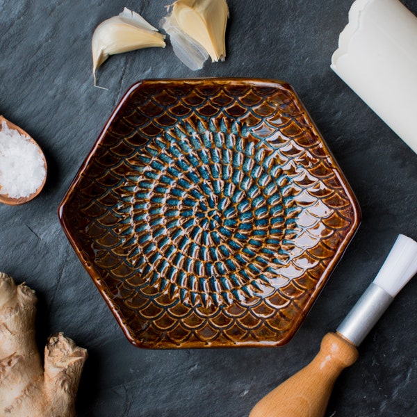 Tortue- The Grate Plate Ceramic Grater 3 Piece set: Ceramic Grating Plate, Silicone Garlic Peeler and Wooden Handle Gathering Brush