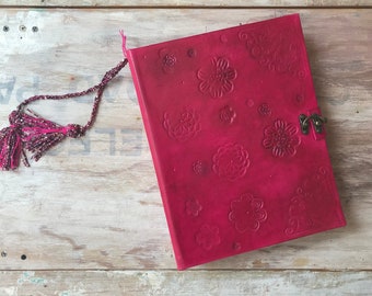 Personalized leather art journal. Blank, empty. Notebook hard cover. Pink berry junk journal handmade. Luxury diary. Mixed page scrapbook.