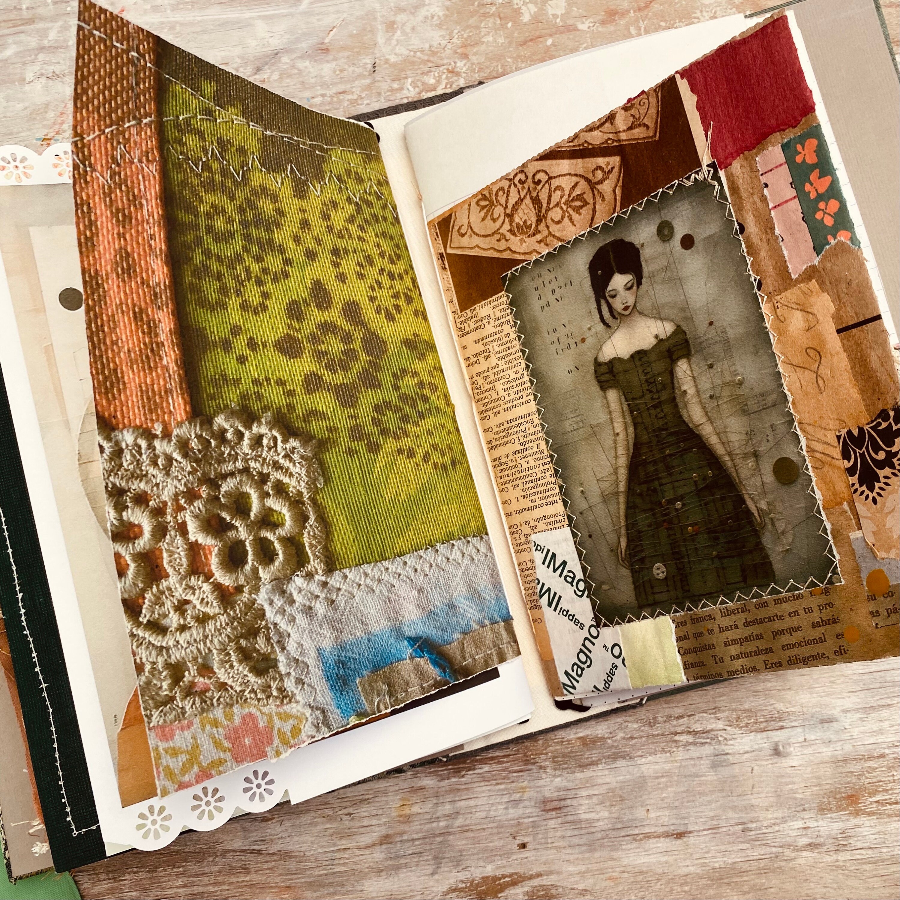 Junk Journal Handmade. Sewing Themed Book. 4 Signatures