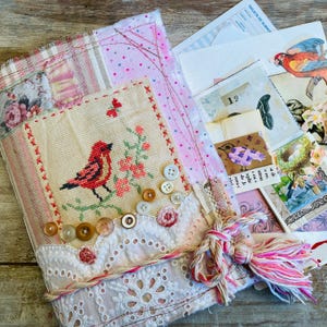 Diario de pájaros hecho a mano, con tapa blanda de tela. Paquete de adornos y tarjetas. Diario de arte textil. Autorretrato, Diario de arte