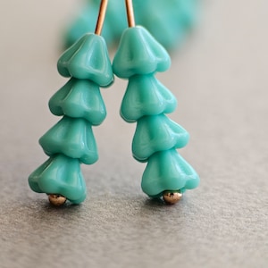 Turquoise Green Czech Glass Bell Shaped Flower Trumpet Flower Beads 4x6mm
