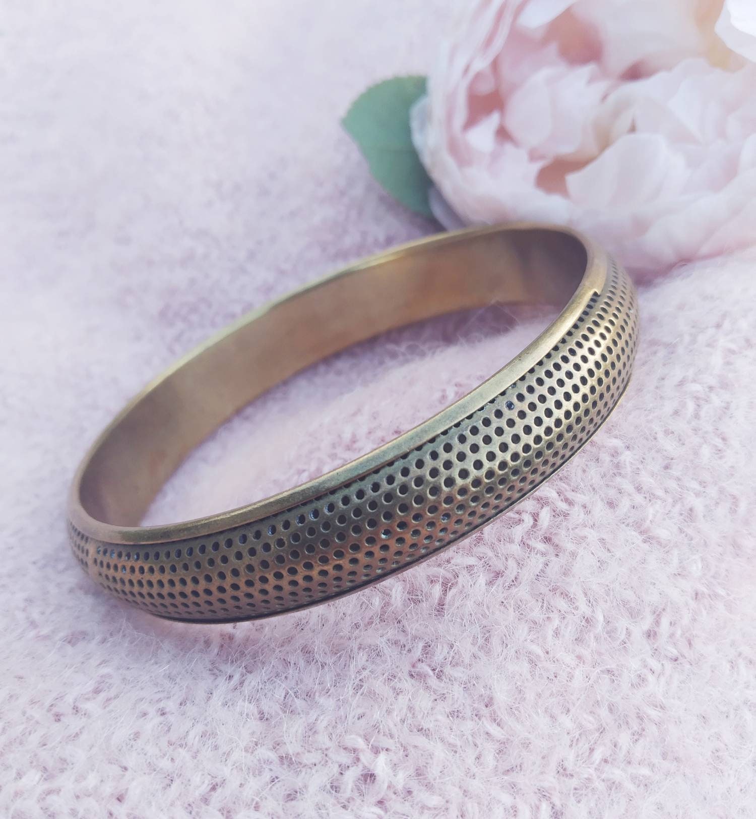 Vintage perforated bracelet brass bangle in punched hole - Etsy 日本