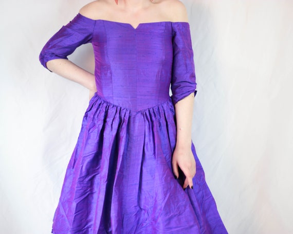 Vintage 60s wild silk dress in purple taffeta - image 2